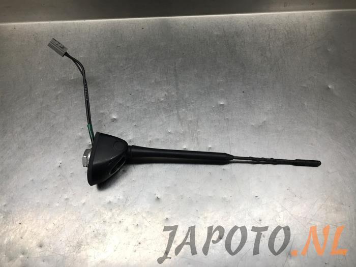 Używane Antena Nissan Juke (F15) 1.6 DIG-T 16V Cena € 36,70 Procedura marży oferowane przez Japoto Parts B.V.