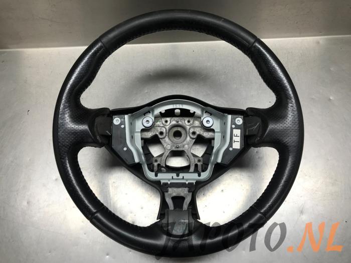 Gebrauchte Lenkrad Nissan Juke (F15) 1.6 DIG-T 16V Preis € 41,99 Margenregelung angeboten von Japoto Parts B.V.
