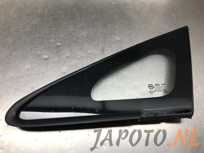 Usados Ventanilla triangular izquierda delante Kia Rio III (UB) 1.2 CVVT 16V Precio € 36,70 Norma de margen ofrecido por Japoto Parts B.V.