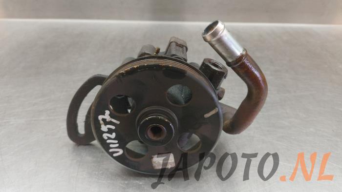 Usagé Pompe de direction Chevrolet Spark (M300) 1.0 16V Bifuel Prix € 20,95 Règlement à la marge proposé par Japoto Parts B.V.
