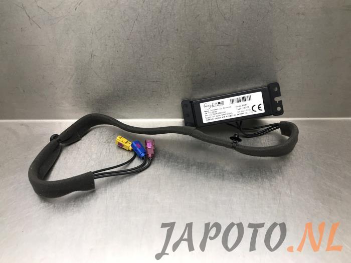 Używane Antena GPS MG MG4 Electric Cena € 104,95 Procedura marży oferowane przez Japoto Parts B.V.