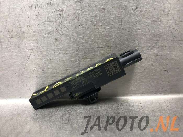 Używane Keyless Entry-Antena MG MG4 Electric Cena € 26,20 Procedura marży oferowane przez Japoto Parts B.V.