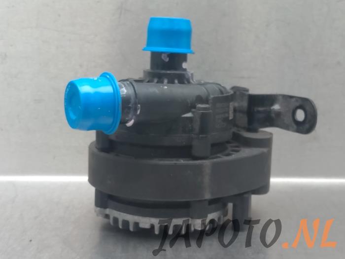 Begagnade Extra vattenpump MG MG4 Electric Pris € 52,45 Marginaltabell erbjuds av Japoto Parts B.V.