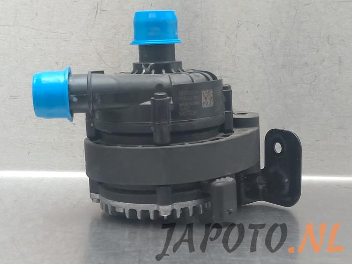 Begagnade Extra vattenpump MG MG4 Electric Pris € 52,45 Marginaltabell erbjuds av Japoto Parts B.V.