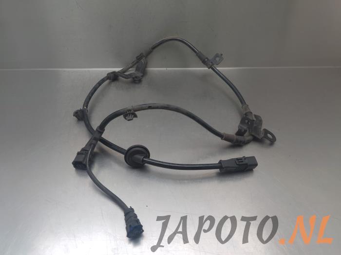 Begagnade ABS-sensor Kia Sportage (NQ5E) 1.6 T-GDI MEHV 48V Pris € 26,20 Marginaltabell erbjuds av Japoto Parts B.V.