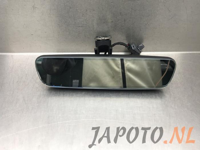 Używane Lusterko wewnetrzne Mazda CX-30 (DM) 2.0 e-SkyActiv-G 150 16V Cena € 52,45 Procedura marży oferowane przez Japoto Parts B.V.
