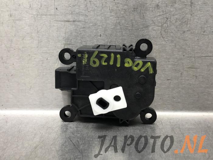 Gebrauchte Heizventil Motor Mazda CX-30 (DM) 2.0 e-SkyActiv-G 150 16V Preis € 26,20 Margenregelung angeboten von Japoto Parts B.V.