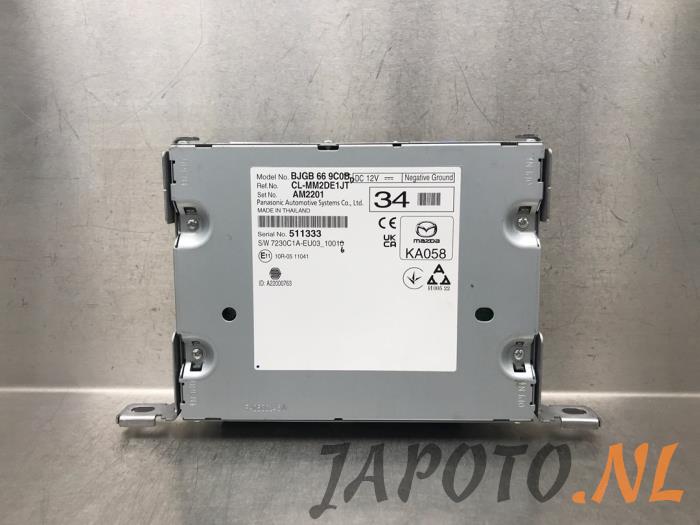 Używane Modul radiowy Mazda CX-30 (DM) 2.0 e-SkyActiv-G 150 16V Cena € 472,45 Procedura marży oferowane przez Japoto Parts B.V.