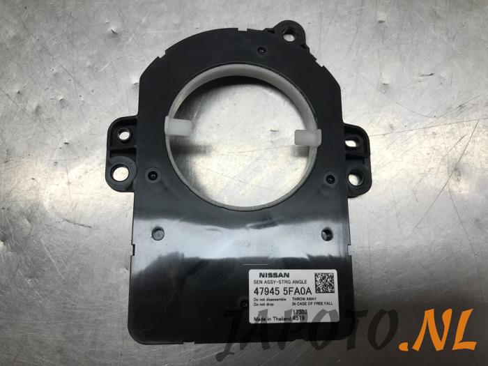 Begagnade Styrvinkelsensor Nissan Micra (K14) 0.9 IG-T 12V Pris € 52,45 Marginaltabell erbjuds av Japoto Parts B.V.