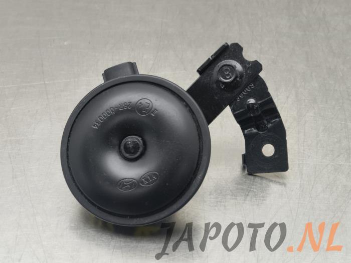 Używane Klakson Hyundai I30 Fastback Cena € 15,74 Procedura marży oferowane przez Japoto Parts B.V.