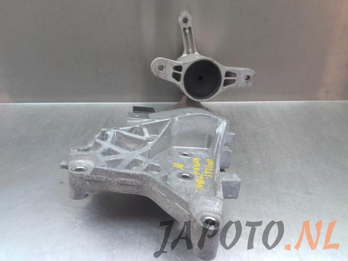 Gebrauchte Motorlager Kia Niro I (DE) E-Niro 64 kWh Preis € 26,24 Margenregelung angeboten von Japoto Parts B.V.