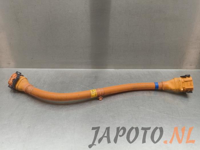 High voltage cable