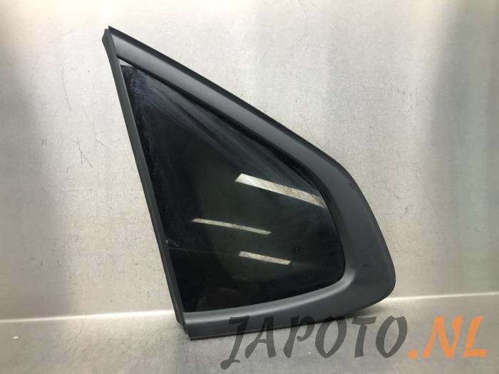 Usados Ventanilla triangular izquierda detrás Hyundai I30 Fastback Precio € 52,45 Norma de margen ofrecido por Japoto Parts B.V.