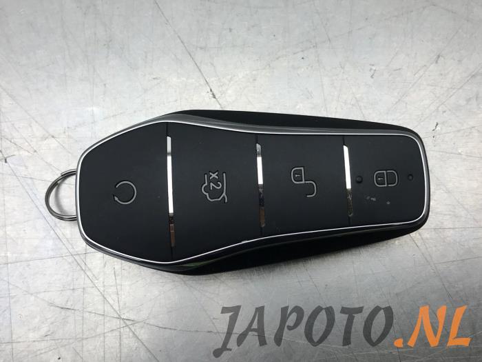 Używane Klucz BYD Seal EV Cena € 104,95 Procedura marży oferowane przez Japoto Parts B.V.