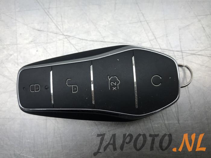 Używane Klucz BYD Seal EV Cena € 104,95 Procedura marży oferowane przez Japoto Parts B.V.