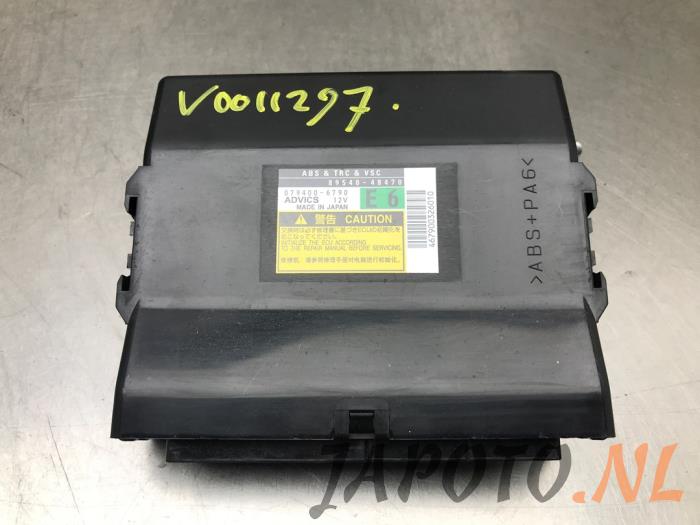 Używane Sterownik ABS Lexus RX (L1) 450h V6 24V VVT-i 4x4 Cena € 104,95 Procedura marży oferowane przez Japoto Parts B.V.