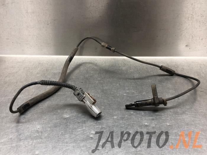 Używane Biegun akumulator Lexus RX (L1) 450h V6 24V VVT-i 4x4 Cena na żądanie oferowane przez Japoto Parts B.V.