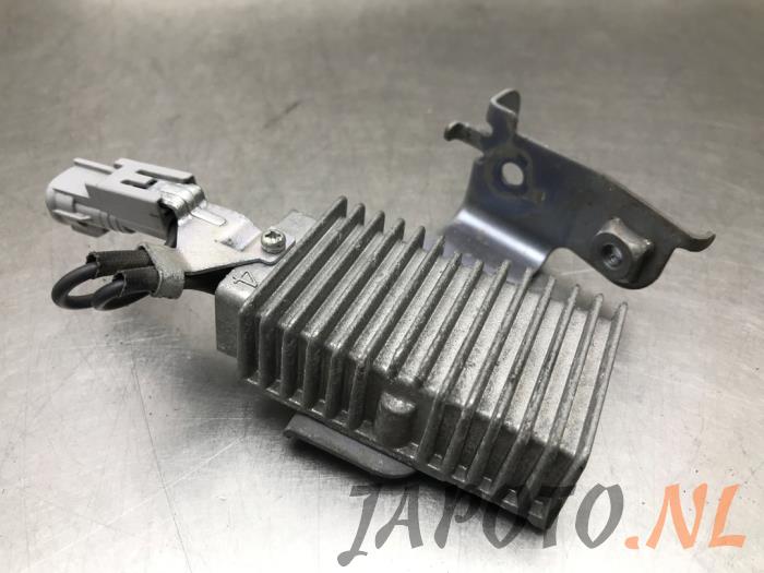 Usagé Limiteur de pression carburant Lexus RX (L1) 450h V6 24V VVT-i 4x4 Prix € 78,70 Règlement à la marge proposé par Japoto Parts B.V.