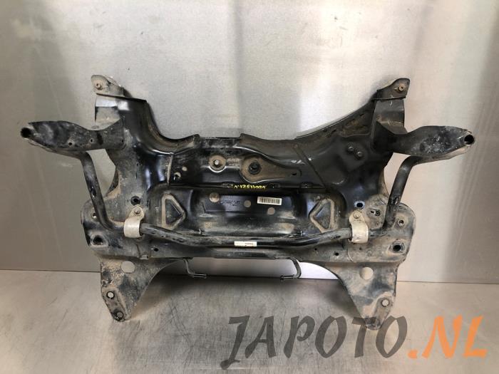 Usados Subchasis Lynk &amp; Co 01 1.5 PHEV Precio € 418,95 Norma de margen ofrecido por Japoto Parts B.V.