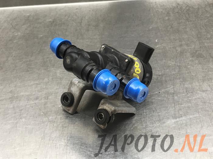 Begagnade Vattenpump Hyundai Ioniq 5 (NE) 77/84 kWh RWD Pris € 131,20 Marginaltabell erbjuds av Japoto Parts B.V.