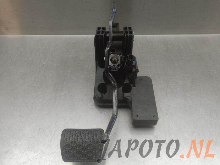 Używane Pedal hamulca MG MG5 Electric Standard Range 50 kWh Cena € 52,45 Procedura marży oferowane przez Japoto Parts B.V.