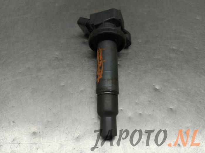 Usagé Bobine Toyota Aygo (B10) 1.0 12V VVT-i Prix € 10,49 Règlement à la marge proposé par Japoto Parts B.V.
