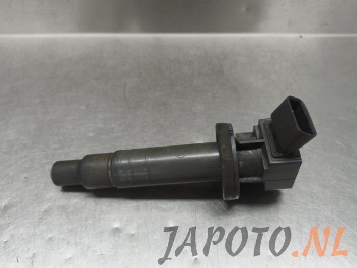 Usagé Bobine Toyota Aygo (B10) 1.0 12V VVT-i Prix € 10,49 Règlement à la marge proposé par Japoto Parts B.V.