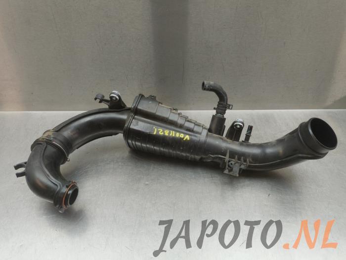 Begagnade Lufttratt Lynk &amp; Co 01 1.5 PHEV Pris € 78,70 Marginaltabell erbjuds av Japoto Parts B.V.