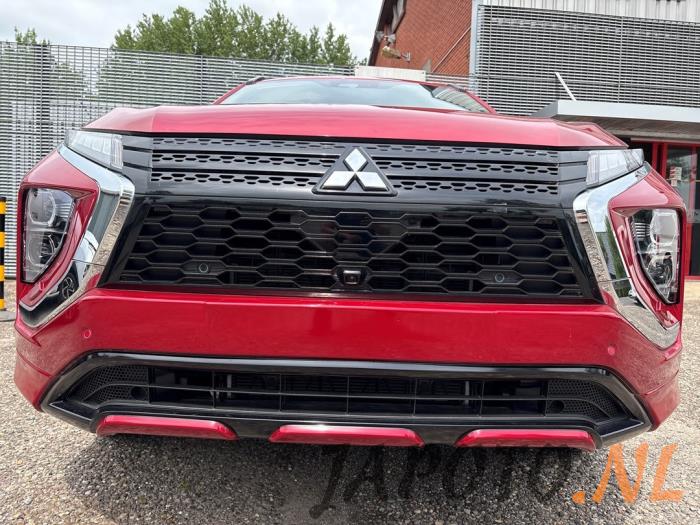 Nuevos Parachoques Mitsubishi Eclipse Cross (GK/GL) 2.4 16V PHEV 4x4 Precio € 1.270,50 IVA incluido ofrecido por Japoto Parts B.V.