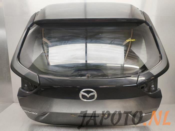 Używane Tylna klapa Mazda MX-30 e-SkyActiv 145 Cena € 1.258,95 Procedura marży oferowane przez Japoto Parts B.V.