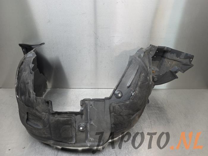 Usados Protector interno Lexus LS (F4) 460 4.6 32V VVT-i Precio € 26,24 Norma de margen ofrecido por Japoto Parts B.V.