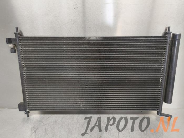 Usagé Radiateur clim Nissan Juke (F15) 1.6 16V Prix € 52,45 Règlement à la marge proposé par Japoto Parts B.V.