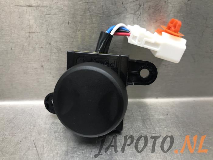 Używane Przelacznik (rózne) Mazda MX-30 e-SkyActiv 145 Cena na żądanie oferowane przez Japoto Parts B.V.