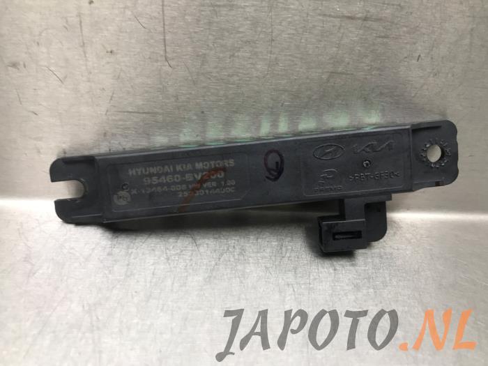 Używane Keyless Entry-Antena Kia Niro II (SG2) 1.6 GDI Hybrid Cena € 20,99 Procedura marży oferowane przez Japoto Parts B.V.