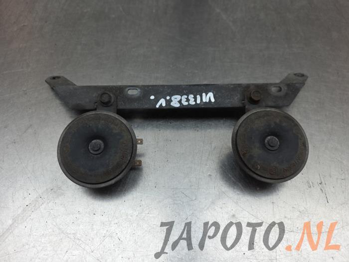 Używane Klakson Nissan Juke (F15) 1.6 16V Cena € 15,70 Procedura marży oferowane przez Japoto Parts B.V.