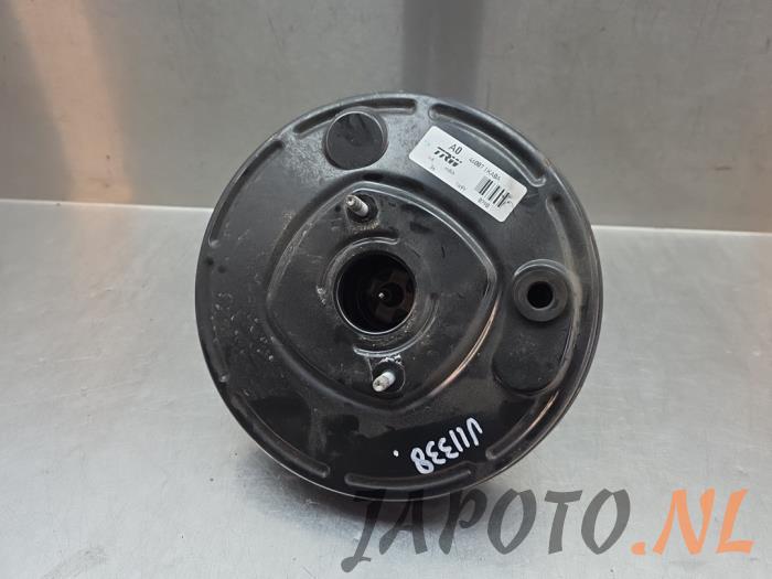 Usagé Assistant de freinage Nissan Juke (F15) 1.6 16V Prix € 52,45 Règlement à la marge proposé par Japoto Parts B.V.
