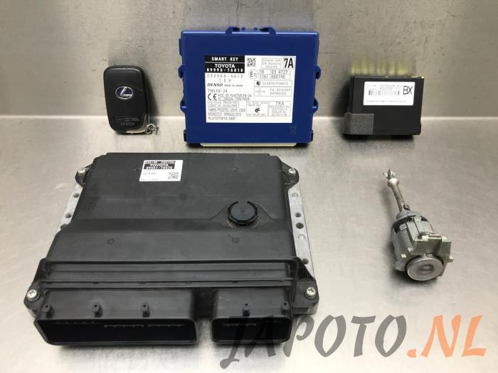 Used Ignition lock + computer Lexus CT 200h 1.8 16V Price € 262,45 Margin scheme offered by Japoto Parts B.V.