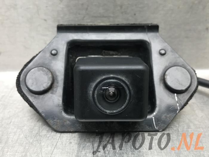 Używane Kamera cofania Nissan Primera (P12) 2.0 16V CVT Cena € 52,45 Procedura marży oferowane przez Japoto Parts B.V.