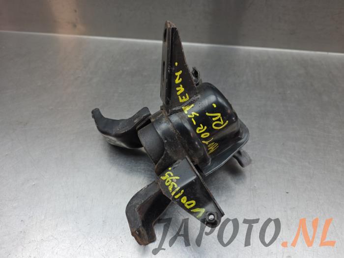Used Engine mount Lexus CT 200h 1.8 16V Price € 36,70 Margin scheme offered by Japoto Parts B.V.
