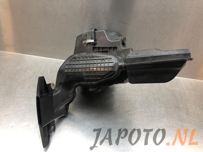 Begagnade Luftfilterhus Mazda CX-5 II (KF) 2.2 SkyActiv-D 175 16V 4WD Pris på förfrågan erbjuds av Japoto Parts B.V.