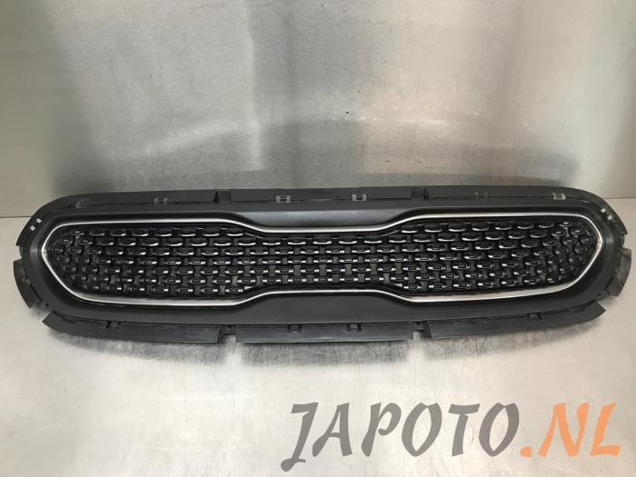 Używane Grill Kia Niro I (DE) 1.6 GDI Hybrid Cena € 131,20 Procedura marży oferowane przez Japoto Parts B.V.