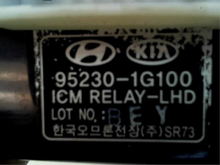Relay Kia Rio II 1.4 16V 952301G100 Japoto Parts B.V.