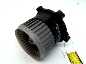 Used Heating and ventilation fan motor Mitsubishi Colt (Z2/Z3) 1.3 16V Price € 19,95 Margin scheme offered by Japoto Parts B.V.
