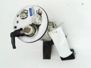 Usados Bomba eléctrica de combustible Toyota Corolla Verso (E12) 1.4 16V VVT-i Precio € 50,00 Norma de margen ofrecido por Japoto Parts B.V.