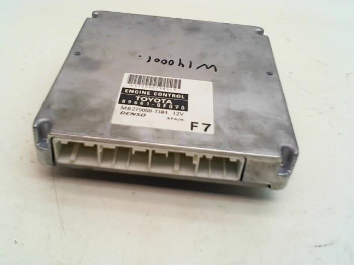 Engine management computer from a Toyota Corolla Verso (R10/11) 1.6 16V VVT-i 2009