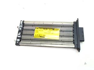 Used Heater resistor Hyundai Santa Fe II (CM) 2.2 CRDi 16V 4x2 Price € 20,00 Margin scheme offered by Japoto Parts B.V.