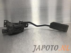 Używane Pedal gazu Nissan Almera Tino (V10M) 1.8 16V Cena € 75,00 Procedura marży oferowane przez Japoto Parts B.V.
