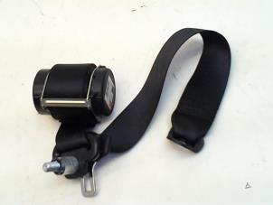 Used Rear seatbelt, right Mitsubishi Colt (Z2/Z3) 1.1 12V Price € 34,95 Margin scheme offered by Japoto Parts B.V.