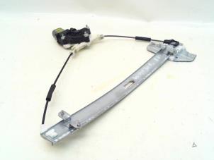 Used Window mechanism 4-door, front right Kia Picanto (TA) 1.0 12V Price € 29,95 Margin scheme offered by Japoto Parts B.V.