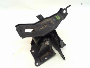 Used Gearbox mount Toyota Urban Cruiser 1.33 Dual VVT-I 16V 2WD Price € 19,99 Margin scheme offered by Japoto Parts B.V.